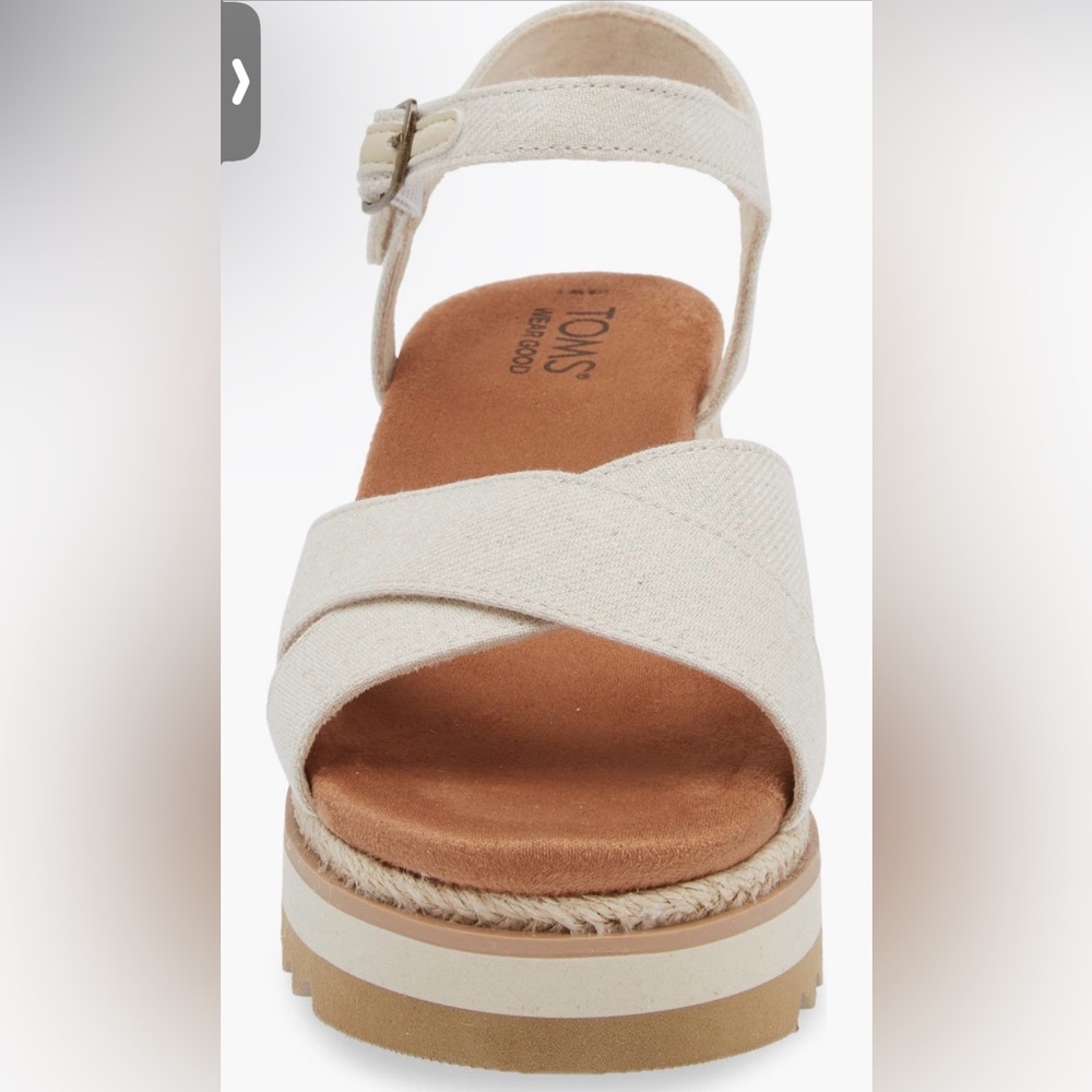 Toms Gia Tan and Cream Wedge Sandals - Picture 4 of 7